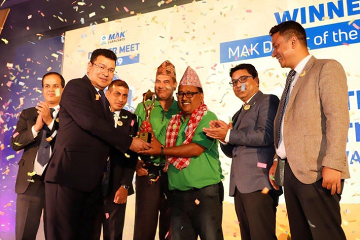 म्याक ल्युब्रिकेन्टस्को डिलर मिट सम्पन्न