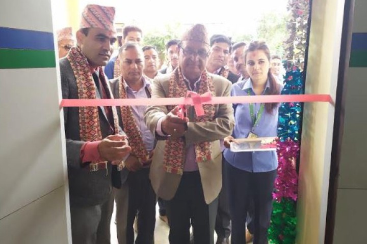 सांग्रिला डेभलपमेन्ट बैंकको नयाँ शाखा बैतडीमा