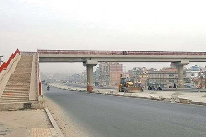 नयाँ बानेश्वरको आकाशे पुल तोकिएकै समयमा सम्पन्न नहुने