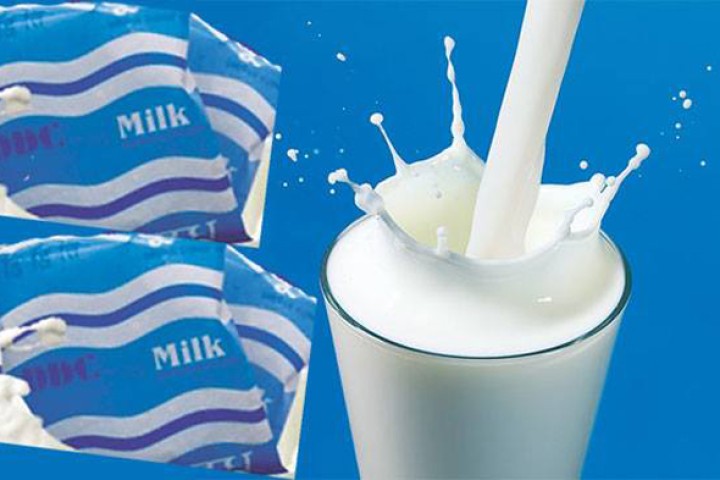 दूधको मूल्य पोकामा ५ रुपैयाँ बढ्ने, ओभर फ्लो हुने सिजनमै अभाव