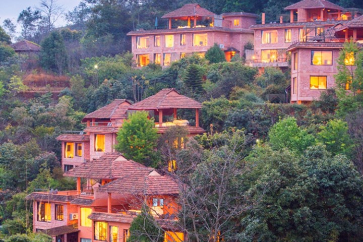 पर्यटक आकर्षित गर्न धुलिखेलका होटल व्यवसायीले ल्याए यस्ता ३ प्याकेज, जोडीमा जानेलाई विशेष सुविधा