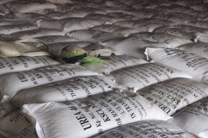 यसवर्ष रासायनिक मलको अभाव नहुने, बंगलादेशबाट ३० हजार टन आइपुग्यो