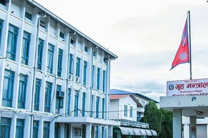 १५ दिन सरकारी कार्यालय बन्द र उपत्यका प्रवेश गर्ने नाकामा सेना परिचालन गर्न सिफारिस