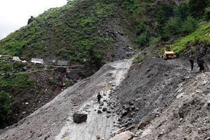 ४ सातादेखि अवरुद्ध अरनिको राजमार्गको कोदारी खण्ड सञ्चालनमा