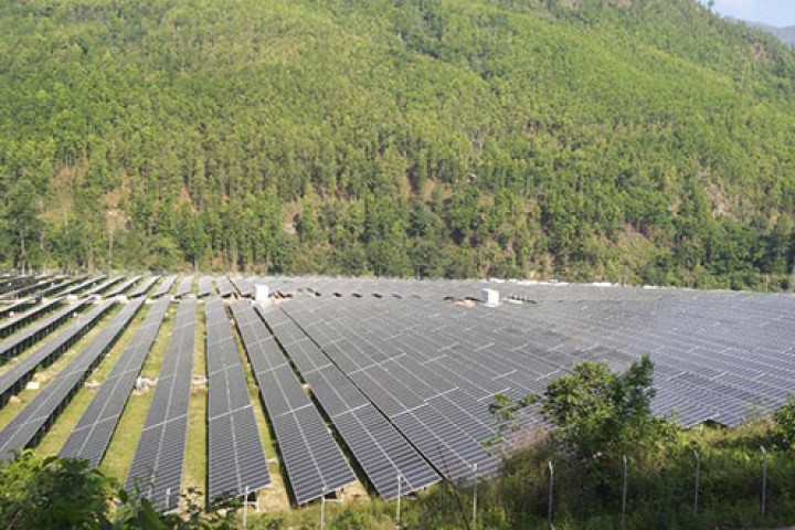 सोलारमा प्राधिकरणको फड्को, देशकै ठूलो सौर्य प्लान्टबाट २५ मेगावाट बिजुली उत्पादन