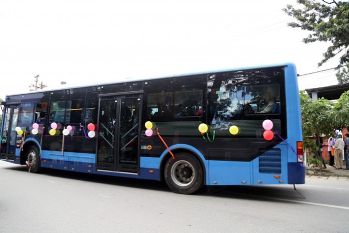 वाग्मती प्रदेश सरकारले यी जिल्लामा विद्युतीय बस चलाउँदै