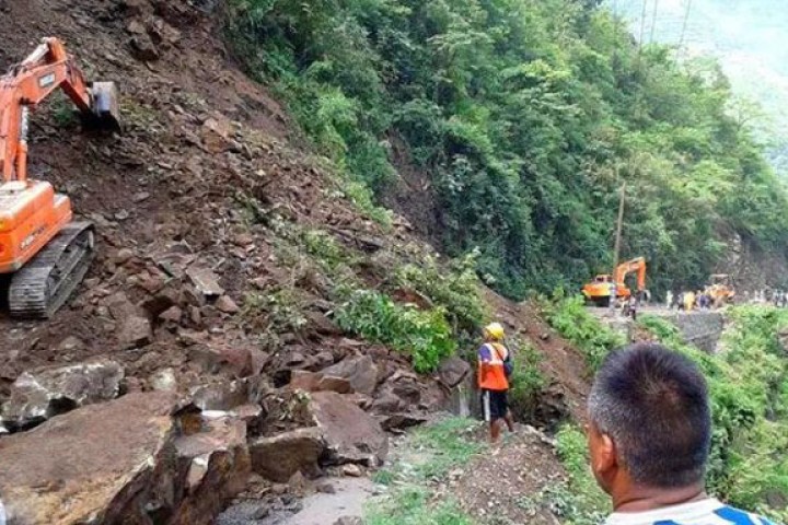 नारायणगढ-मुग्लिन सडक पुनः अवरुद्ध
