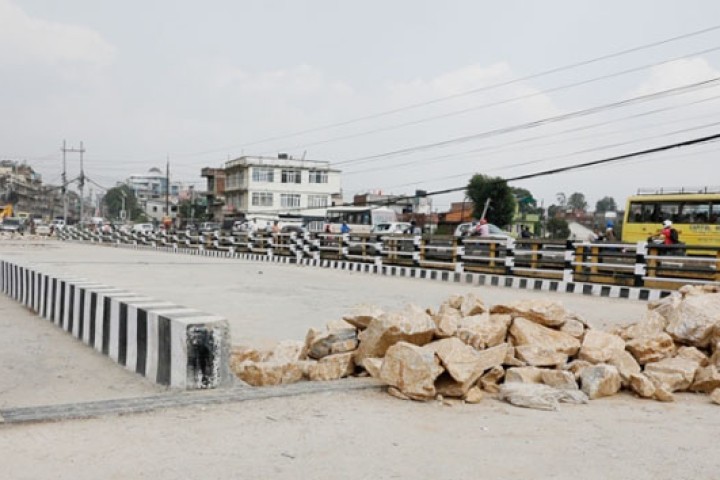 २० करोडमा बनेको टेकु पुल ५ वर्षदेखि प्रयोगविहीन, पप्पुको मुद्दा बन्याे तगारो