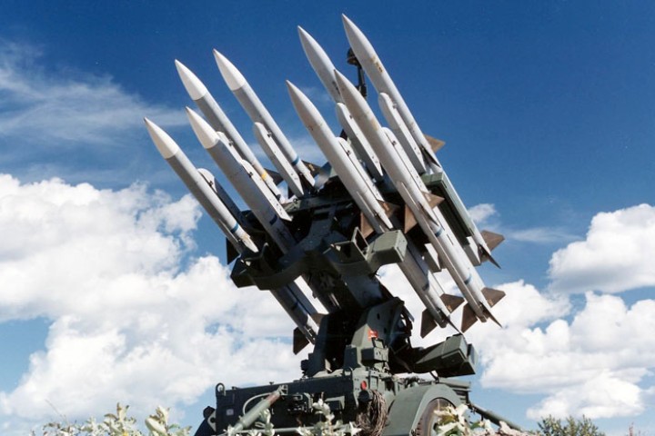 अमेरिकाले यूएईलाई अत्याधुनिक क्षेप्यास्त्र सहित २८ खर्बको युद्ध सामग्री बेच्दै