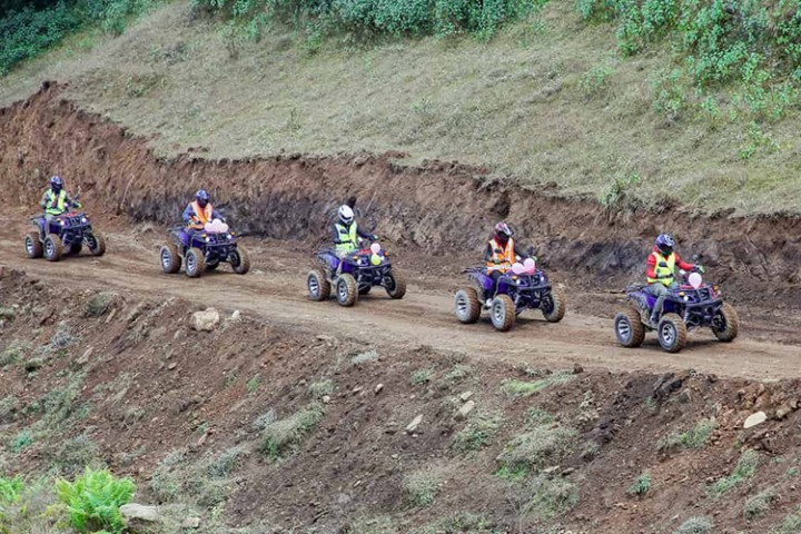 चित्लाङमा ‘क्वाड’ मोटरसाइकल चढ्न जानेको धुइरो, कति लाग्छ खर्च ?