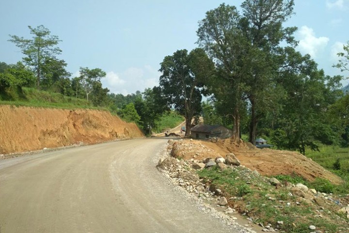 छहरेदेखि गङ्गटेसम्मको सडक निर्माण अन्तिम चरणमा