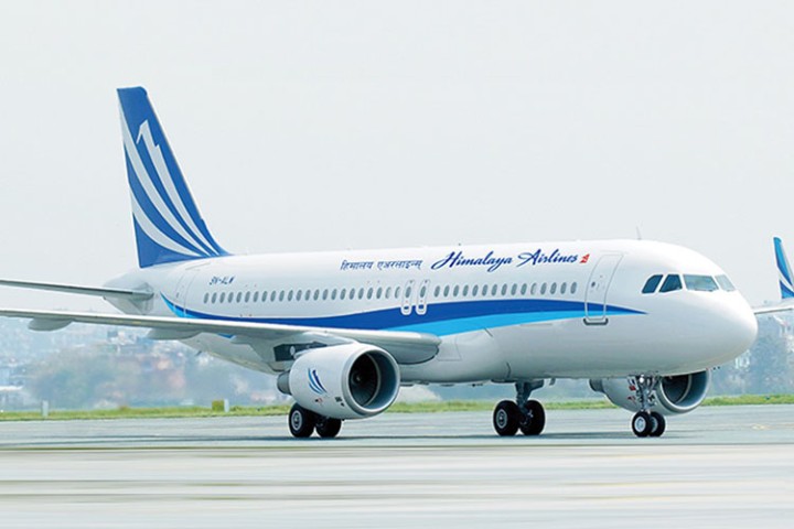 हिमालयका जहाजमा राखियो 'हार्ट अट्याक' भएमा रोक्ने मेसिन