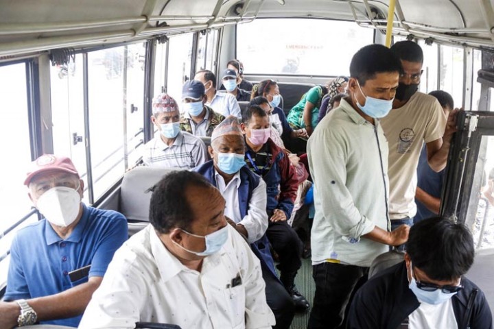 अब मास्क नलगाइ सार्वजनिक गाडी चढ्न नपाइने, यस्तो छ आजदेखि लागू हुने २७ बुँदे आदेश