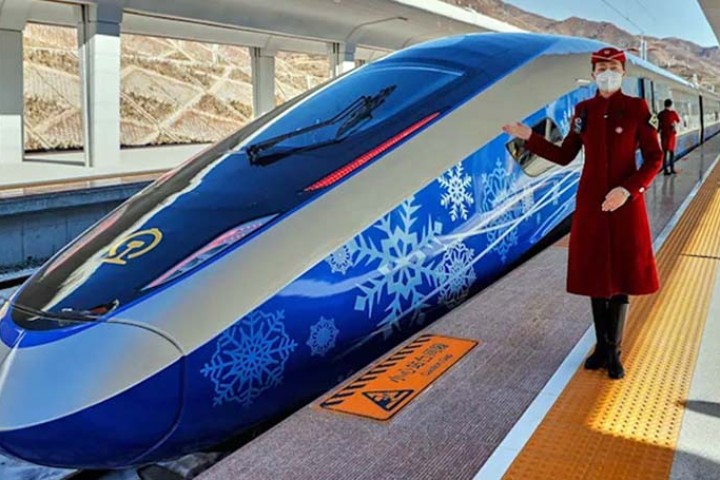 चीनले ओलम्पिक्समा ड्राइभरविहीन बुलेट ट्रेनबाट यात्रु ओसार्ने