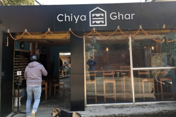 गफ गर्ने थलोबाट ब्राण्ड बनेको 'चिया घर', जहाँ पाइन्छ ३० स्वादका चिया