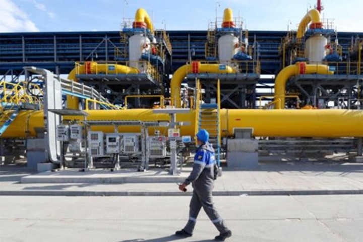 रुसलाई आर्थिक संकटमा पार्न कडा कदम चाल्दै अमेरिका र युरोपेली देश, यस्ता प्रतिबन्ध लगाउँदै छन्