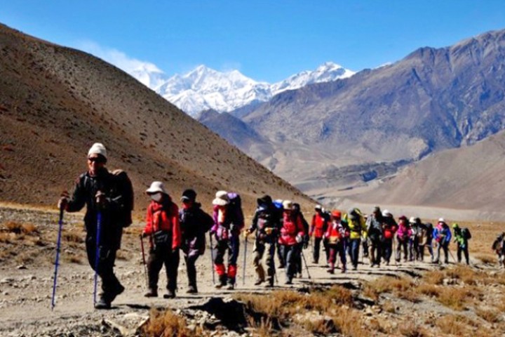 मुस्ताङमा पर्यटकको लर्को, एक वर्षमा पुगे ४.१४ लाख