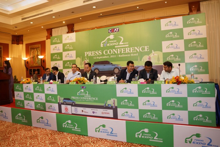 ईभी एक्स्पोलाई वातावरण मन्त्रीको असहयोग