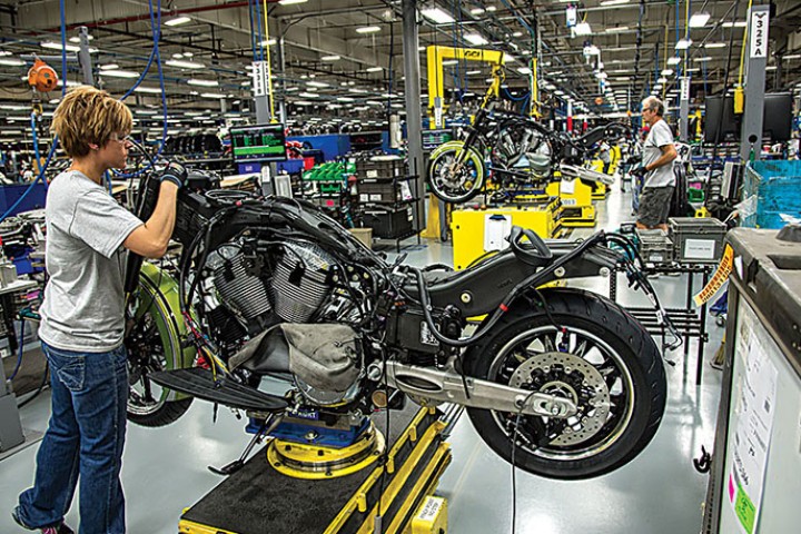 धमाधम थपिँदै मोटरसाइकल ‘एसेम्बलिङ’ प्लान्ट, चालु वर्षमा ३ नयाँ उद्योग दर्ता