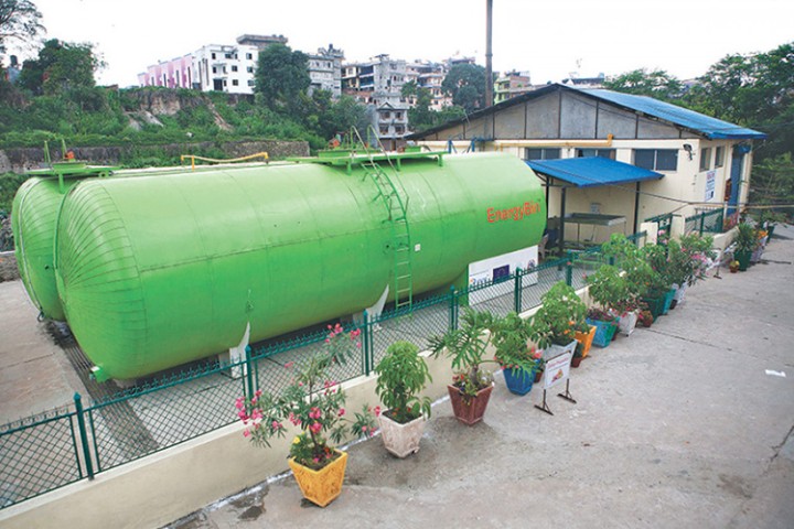 भारतबाट 'बेलुन' ल्याउन नसक्दा संचालनमा आएन टेकु बायो ग्यास प्लान्ट