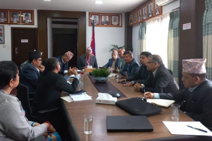 लघुवित्तहरूले सेवा शुल्क बापत लिएको १ अर्ब ६० करोड एक हप्तामा फिर्ता गर्ने