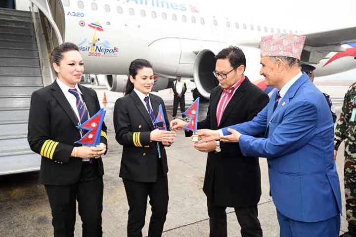 अन्तर्राष्ट्रिय उडानमा नयाँ इतिहास बनाउने महिला चालक दललाई विशेष स्वागत