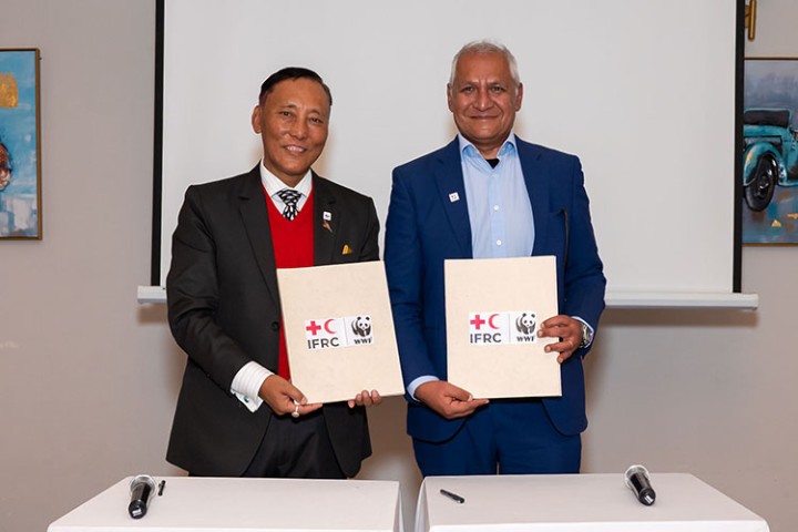 जलवायु न्यूनीकरण गर्न डब्लूडब्लूएफ नेपाल र आइएफआरसी बीच साझेदारी