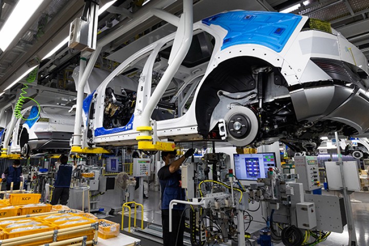 हुन्डाईले ईभीमा थप ५० अर्ब डलरभन्दा बढी लगानी गर्ने, ८० हजार रोजगारी सिर्जना हुने