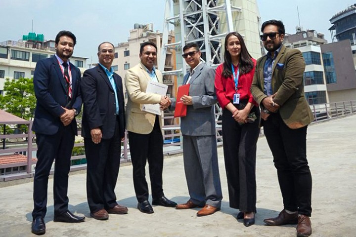 प्रभु बैंकका ग्राहकले स्काइवाक टावरको टिकटमा १० प्रतिशत छुट पाउने