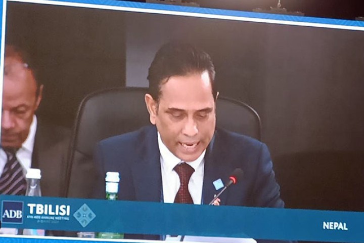 एडीबीको बैठकमा नेपालद्वारा सहुलियतपूर्ण सहायता बढाउन विश्व समुदायलाई अपिल