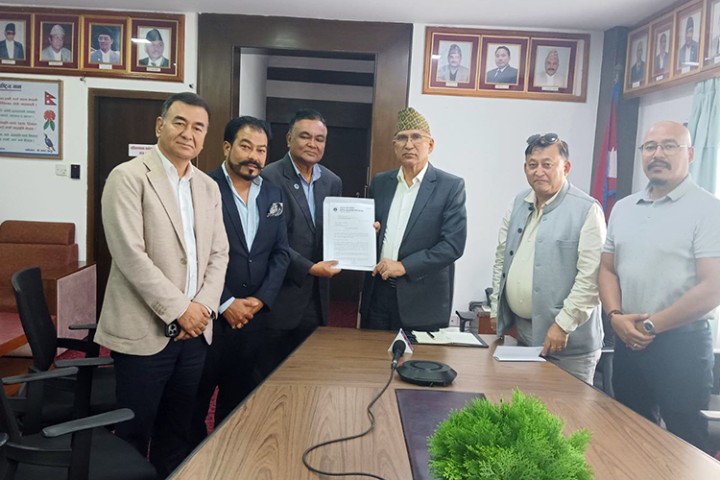 पोखरा र भैरहवा विमानस्थल पूर्ण क्षमतामा सञ्चालनमा ल्याउन माग