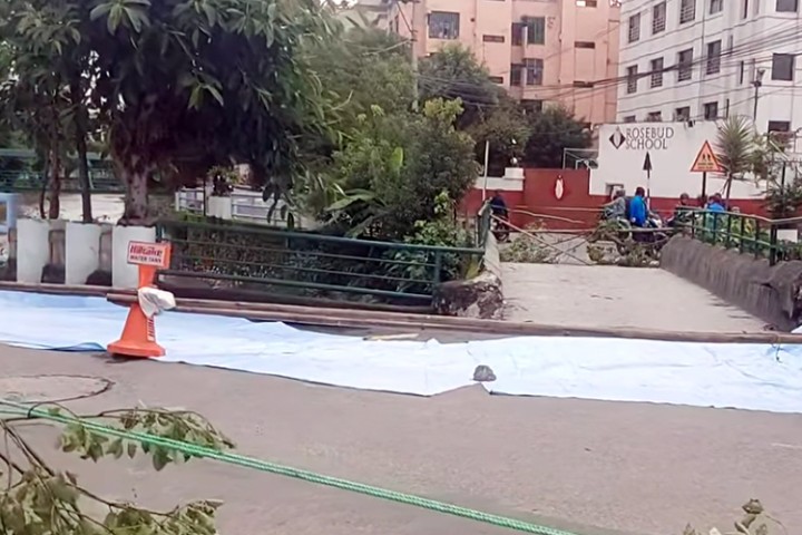 बुद्धनगर-बबरमहल जोड्ने पुल चर्कियो, सवारी आवागमन बन्द