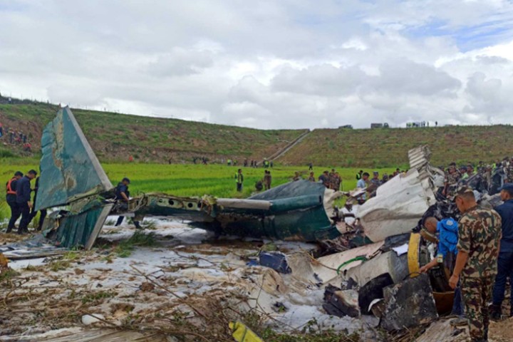 उड्ने बित्तिकै दाहिने मोडिएर दुर्घटना भएको थियो सौर्यको जहाज