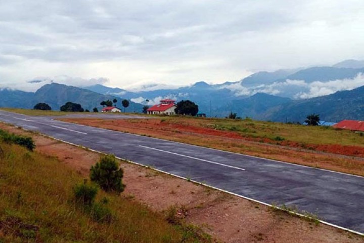 उद्घाटन गरेको ५ वर्ष बित्दा पनि लामीडाँडा विमानस्थलमा हुन सकेन उडान