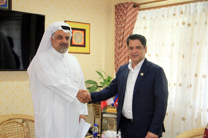 उद्योगमन्त्री र कतारी राजदूत बीच शिष्टाचार भेट, सहयोग आदानप्रदान बढाउनुपर्नेमा जोड