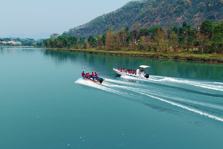 दोलालघाटमा मोटरबोट संचालन गरिँदै, परीक्षण सफल