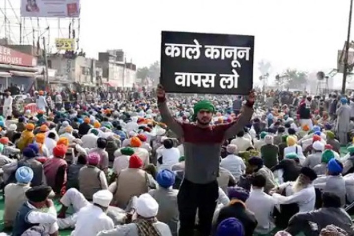 मोदी सरकारले किसान सामु घुँडा टेक्यो, विवादास्पद कृषि कानुन १ वर्षपछि खारेज